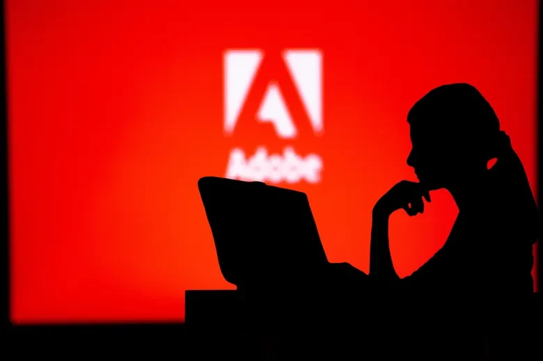 Застосунок від Adobe зможе прибирати зайві об’єкти та змінювати фото за описом